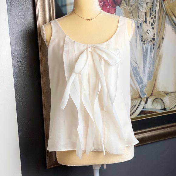 LOFT  Shortsleeve cream blouse tank top  size xs - Picture 3 of 9